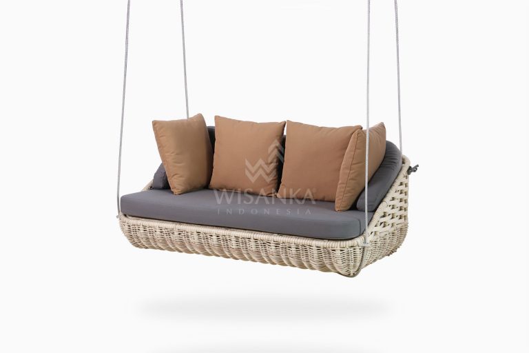 Huvan Wicker Swing Chair perspective
