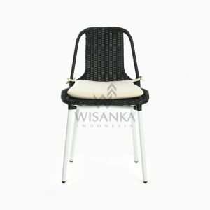 Millen Valensie Outdoor Rattan Chair front