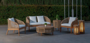 Flyer-Ace-Living-and-Outdoor-Lamp